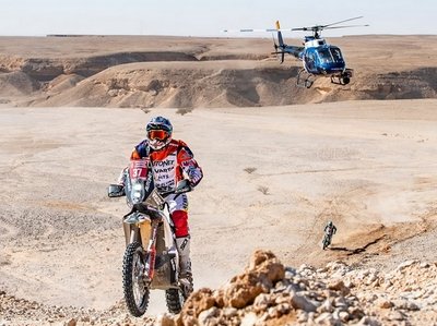 Mani Gyenes starts in his 13th Dakar